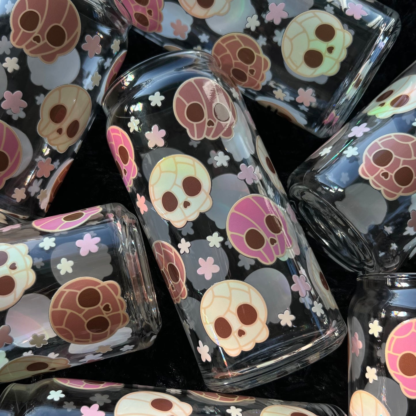 Concha Skulls - Spooky Pan Dulce