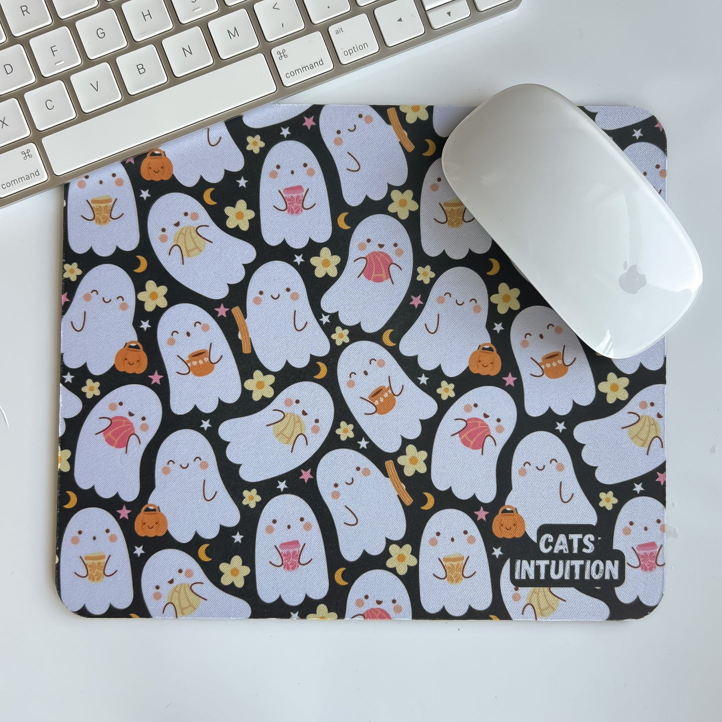 Cafe y Pan Dulce Ghosts (Black) - Mouse Pad